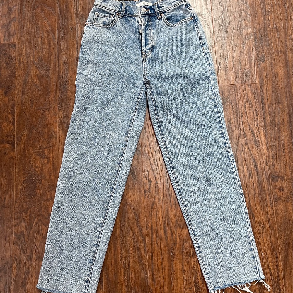 Pacsun jeans size 24 or 0 straight leg